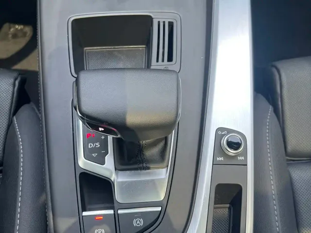 Audi A4L — Фото автомобиля 8
