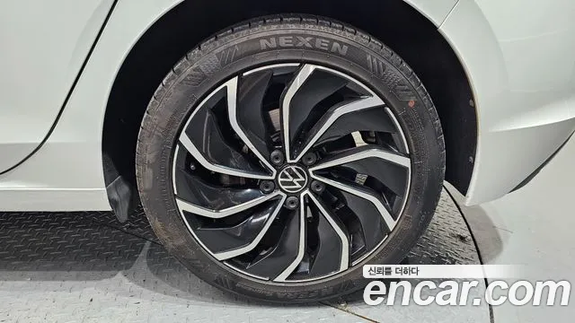 Volkswagen Golf Golf 8 поколение 2.0 TDI Prestige — Фото автомобиля 21