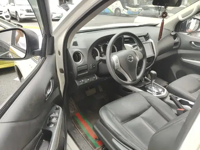 Nissan Terra — Фото автомобиля 15