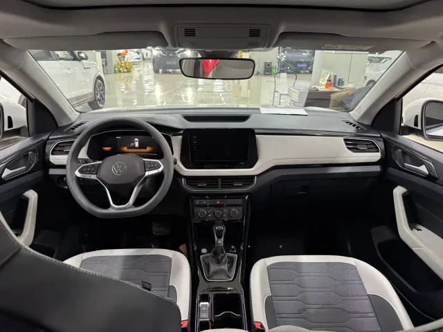 Volkswagen Tharu — Фото автомобиля 6