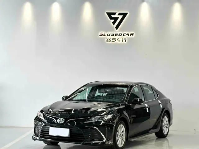 Фотография автомобиля — Toyota Camry
