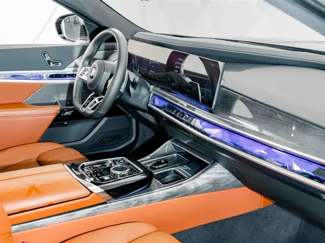BMW 7 Series — Фото автомобиля 21