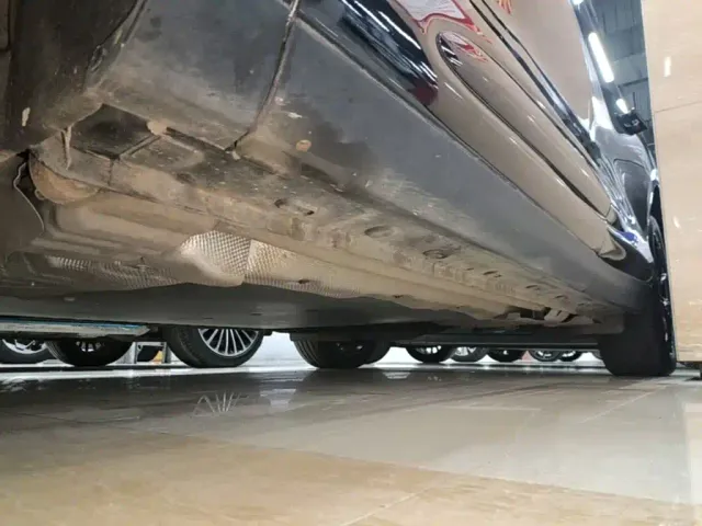 IM Motors LS6 — Фото автомобиля 21