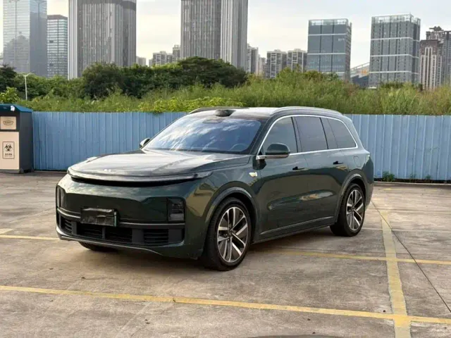 Фотография автомобиля — Li Auto L9
