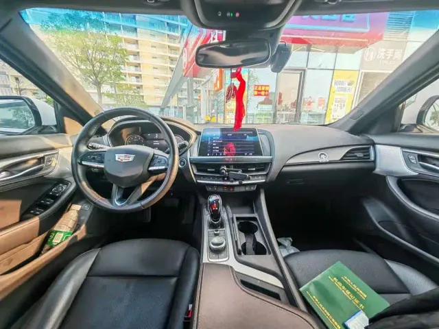 Cadillac CT5 — Фото автомобиля 5
