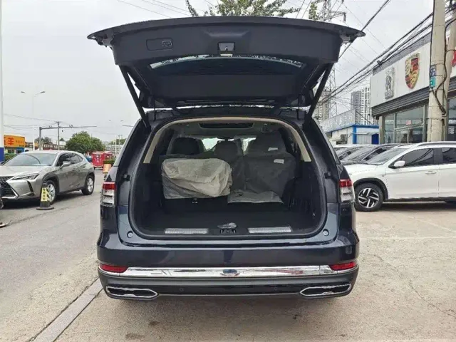 Lincoln Aviator — Фото автомобиля 15
