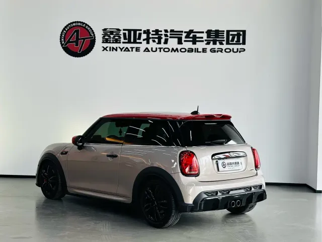 MINI John Cooper Works — Фото автомобиля 5