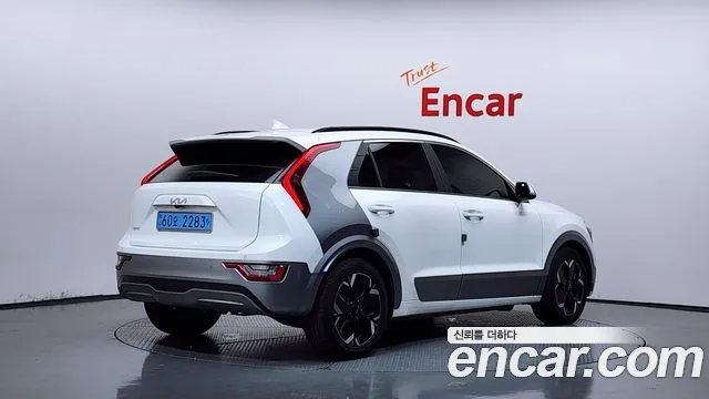 Kia Niro Niro (New) — Фото автомобиля 2