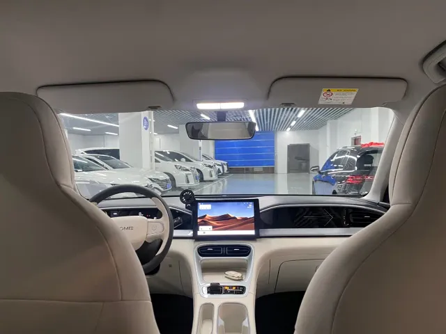 Geely Starry Wish — Фото автомобиля 5