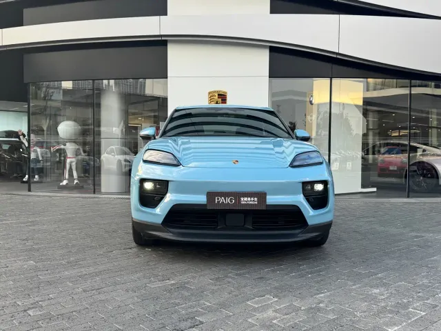Porsche Macan EV — Фото автомобиля 2