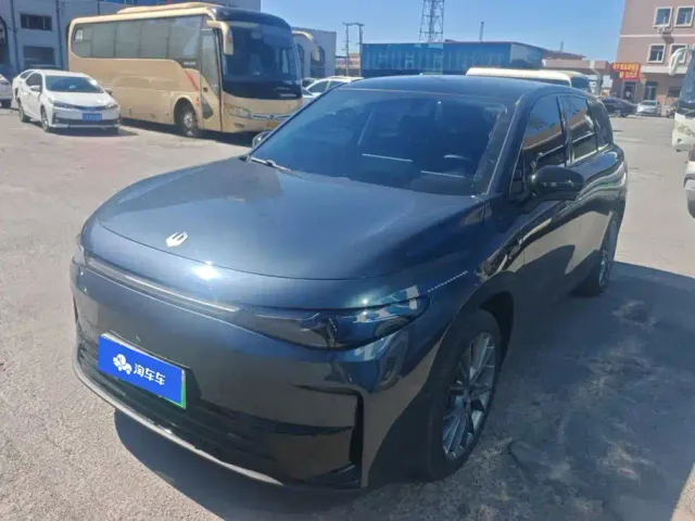 Фотография автомобиля — Leapmotor C10