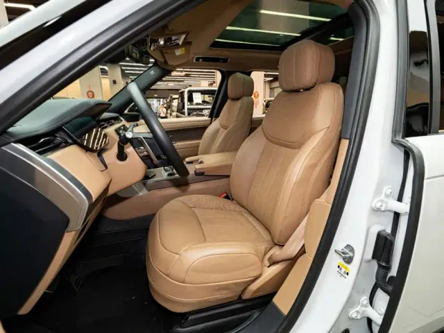 Land Rover Range Rover — Фото автомобиля 6