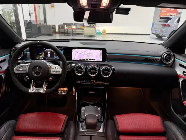 Mercedes-Benz CLA-Class AMG — Фото автомобиля 10