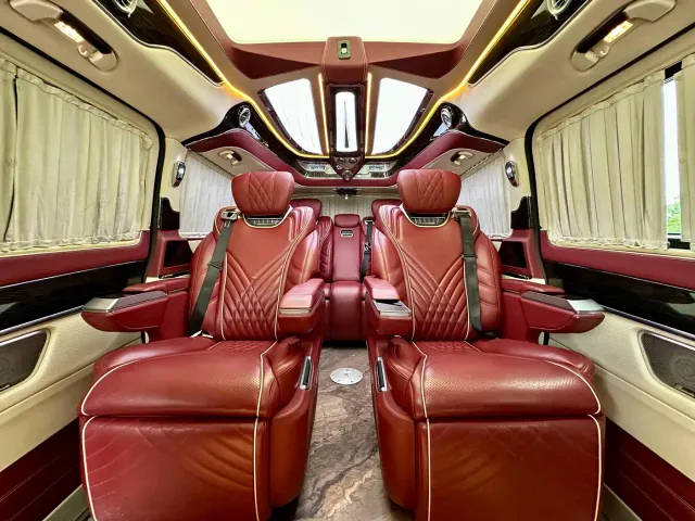 Mercedes-Benz V-Class — Фото автомобиля 10