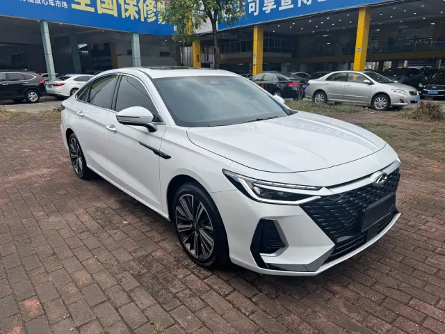 Chery Arrizo 8 — Фото автомобиля 3