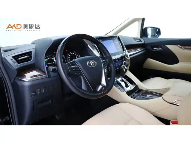 Toyota Alphard — Фото автомобиля 6