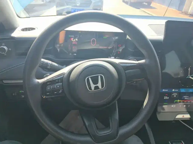 Honda e:NP1 — Фото автомобиля 9