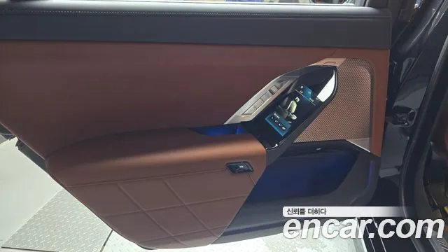 BMW 7-Series 7 серия (G70) 740i xDrive M Sport — Фото автомобиля 25