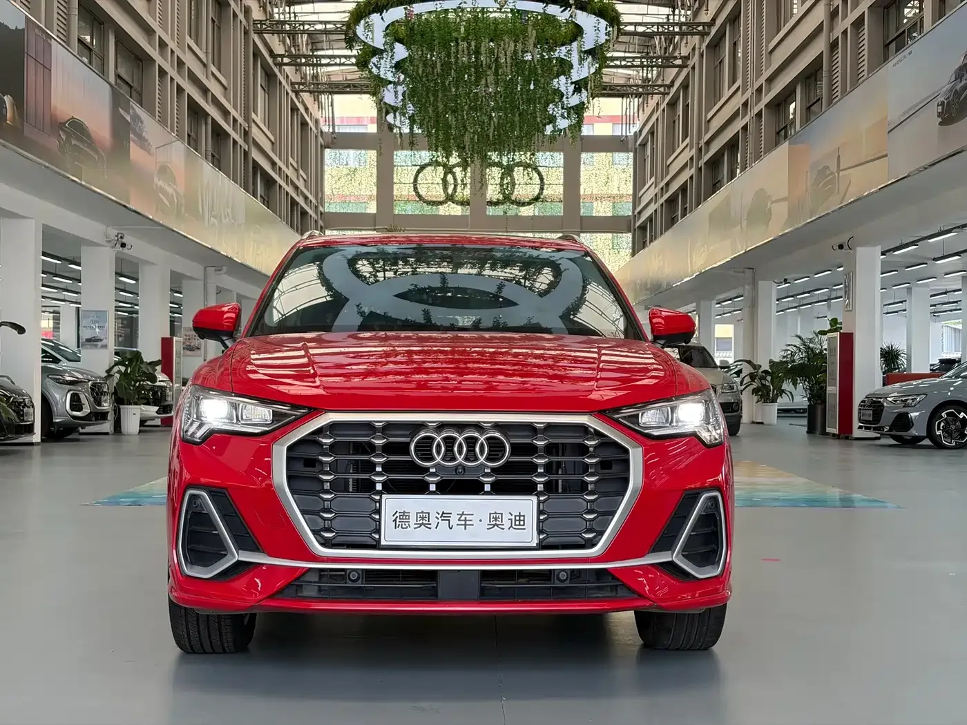 Audi Audi Q3 2023 35 TFSI Fashion Dynamic (1.4T) — Фото автомобиля 8
