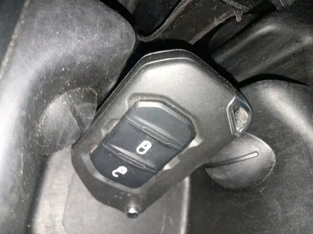 Jeep Wrangler — Фото автомобиля 17