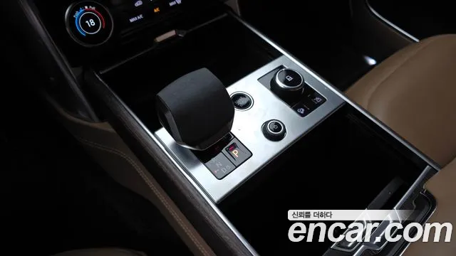 Land Rover Range Rover — Фото автомобиля 8