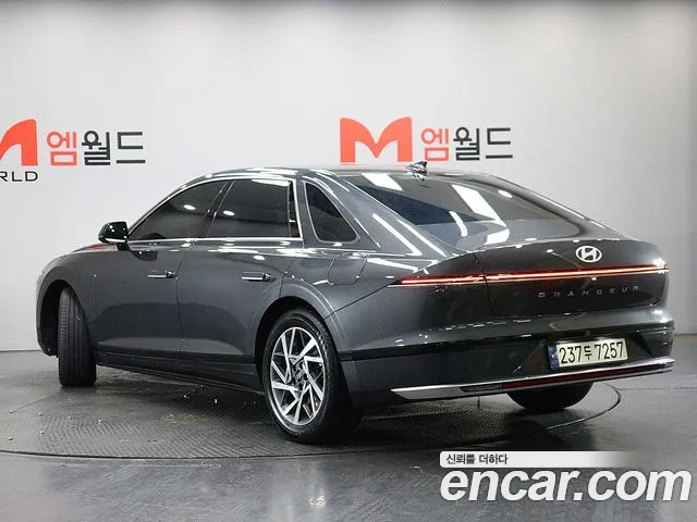 Hyundai Grandeur GN7 — Фото автомобиля 4