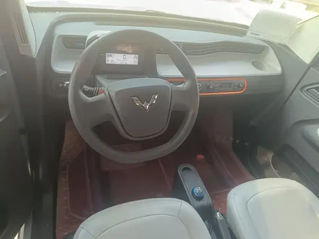 Wuling Hongguang Mini EV — Фото автомобиля 9