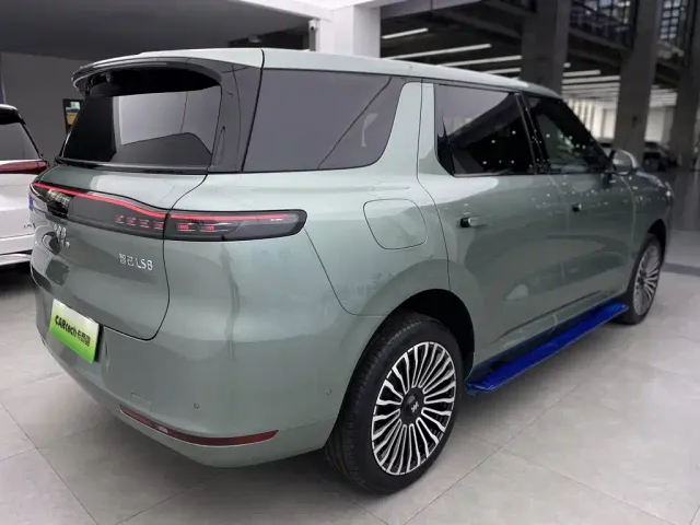 IM Motors LS8 — Фото автомобиля 3