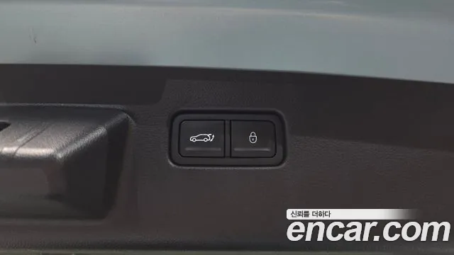 Genesis GV60 — Фото автомобиля 24