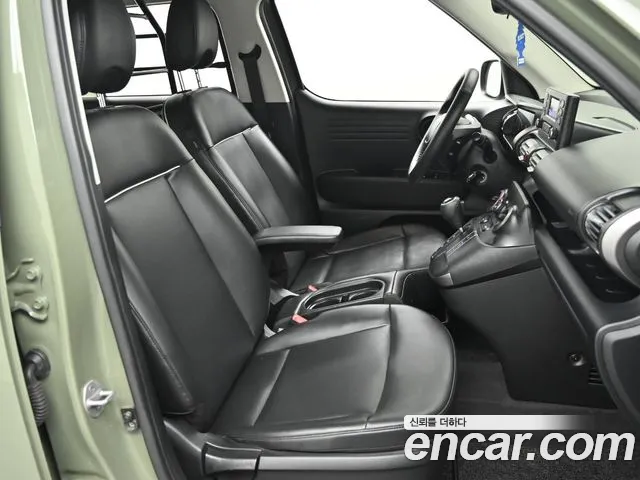 Hyundai Casper Casper Turbo Фургон — Фото автомобиля 10