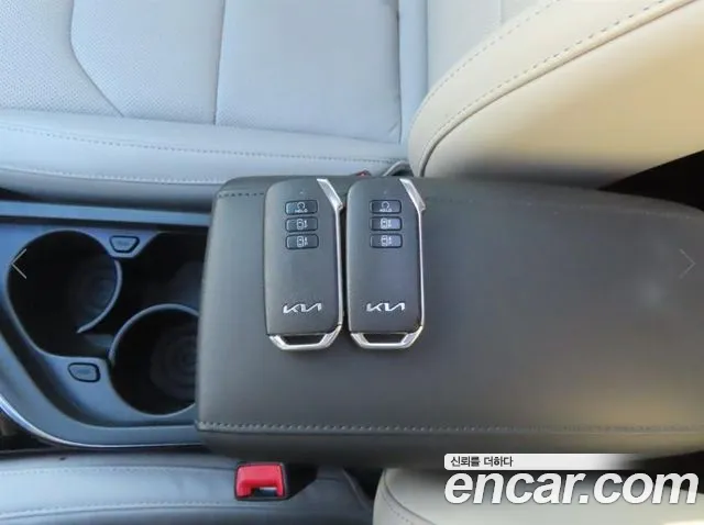 Kia Niro The All New — Фото автомобиля 19