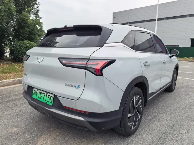 Wuling Starlight S — Фото автомобиля 13