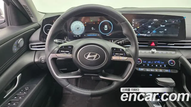 Hyundai AVANTE Новый Avante (CN7) — Фото автомобиля 14
