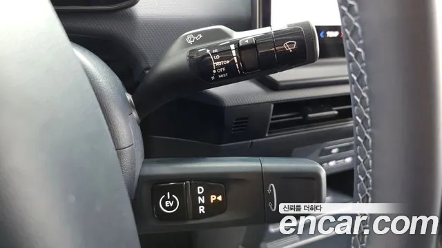 Kia PV5 — Фото автомобиля 12