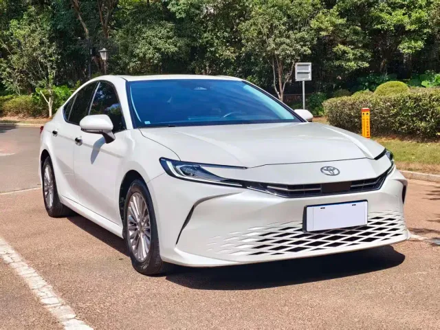 Toyota Camry — Фото автомобиля 3