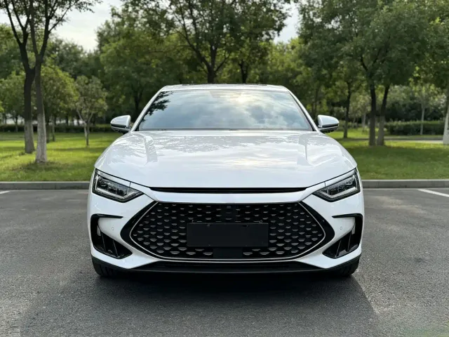 BYD Han — Фото автомобиля 2