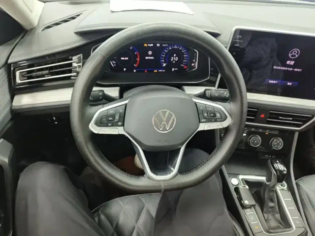 Volkswagen Sagitar — Фото автомобиля 10