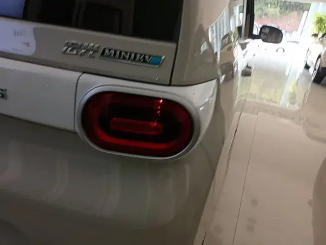 Wuling Hongguang Mini EV — Фото автомобиля 7