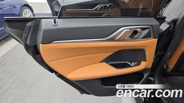 BMW i4 — Фото автомобиля 23