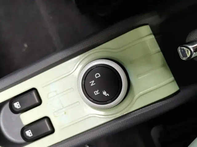 Wuling Hongguang Mini EV — Фото автомобиля 13