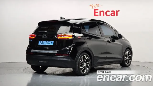 Chevrolet Bolt EV — Фото автомобиля 2