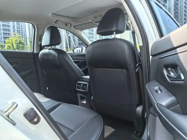 Nissan Sylphy — Фото автомобиля 5