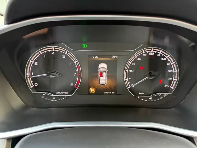 Geely Binyue — Фото автомобиля 12