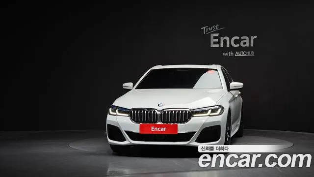 BMW 5-Series 5 серия (G30) 530i xDrive M Sport — Фото автомобиля 2