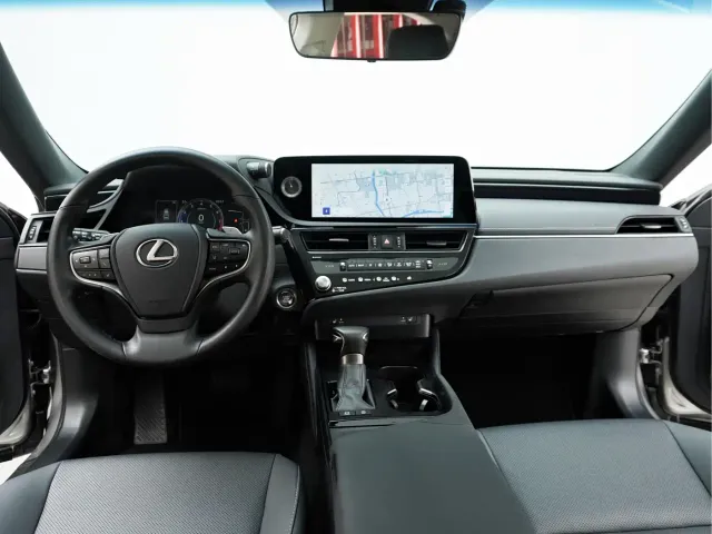 Lexus ES — Фото автомобиля 21