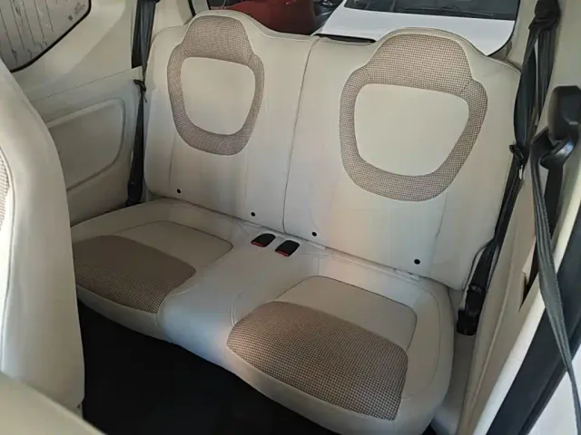 Wuling Hongguang Mini EV — Фото автомобиля 16