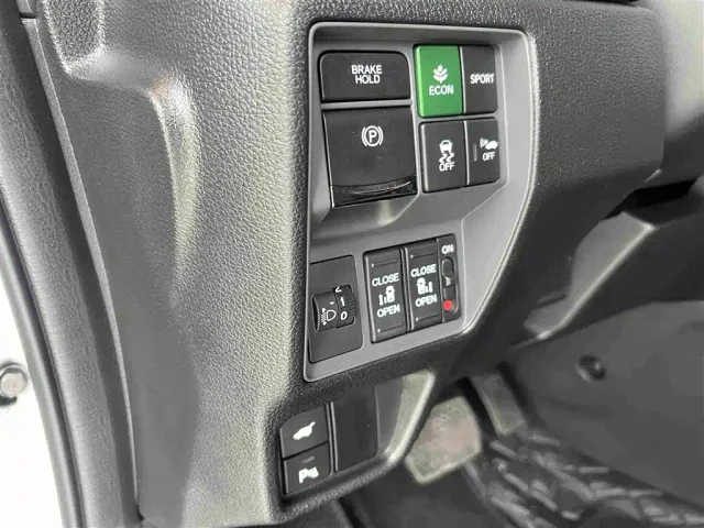 Honda Odyssey — Фото автомобиля 17
