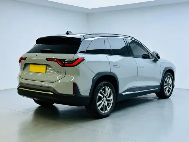 Nio ES6 — Фото автомобиля 6