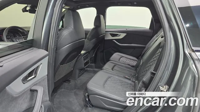 Audi Q7 55 TFSI quattro Premium — Фото автомобиля 21