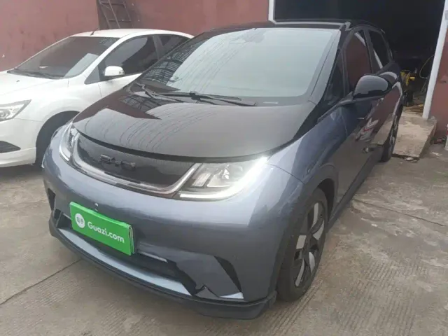 Фотография автомобиля — BYD Dolphin